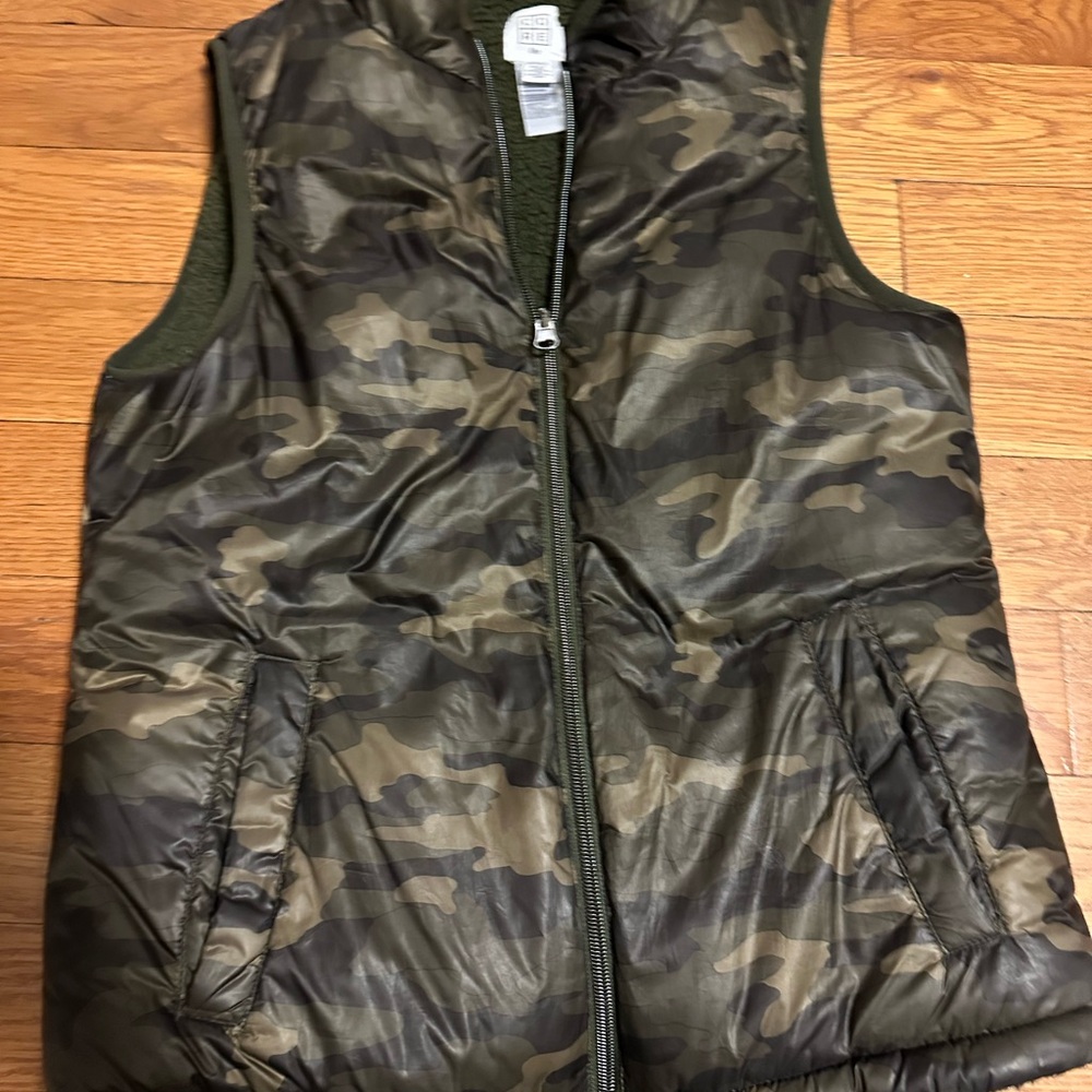 Camouflage Puffer Vest